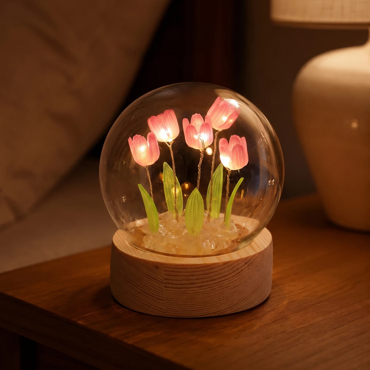 Elara Glowing Tulip Lamp
