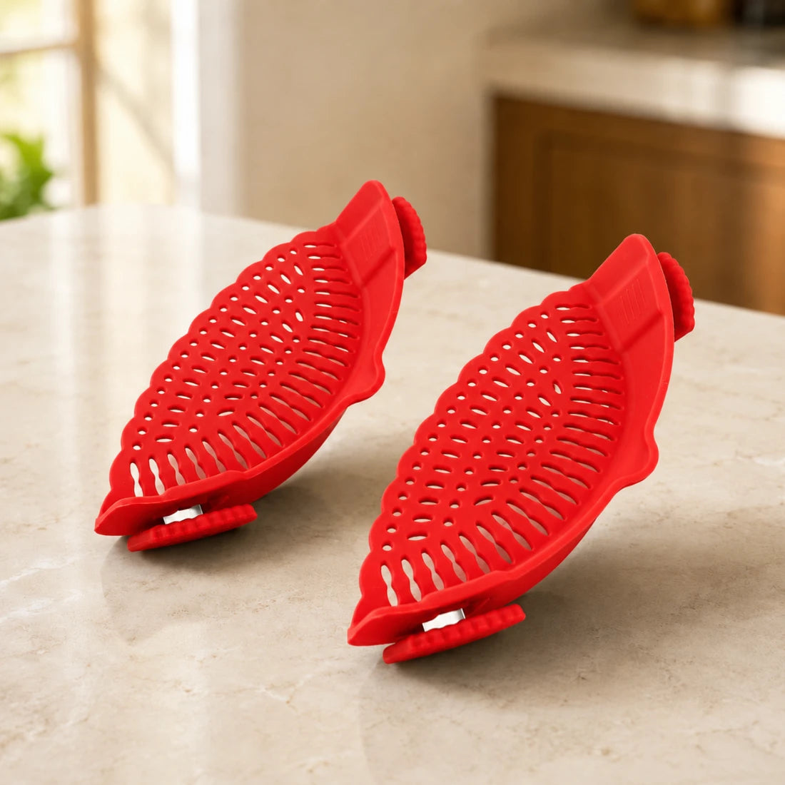 Tavira Clip-On Strainers